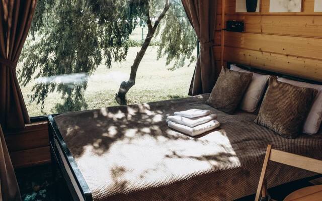 Глэмпинг Поляна