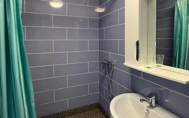 Dvukhkomnatnaya S Balkonom Flat