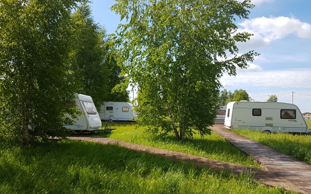 V Neftino Camping