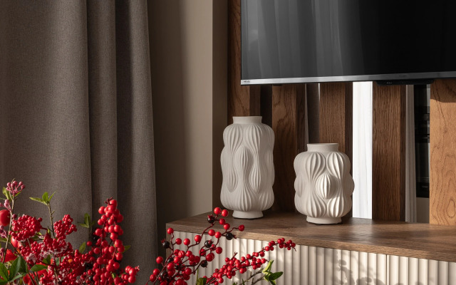 Granat s Basseynom i Mangalnoy Zonoy Villa