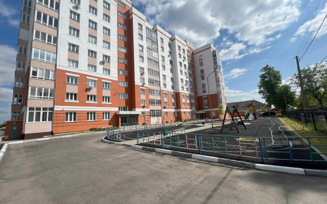 Na Ulitse Shiroko-Kholodnaya 8 Flat