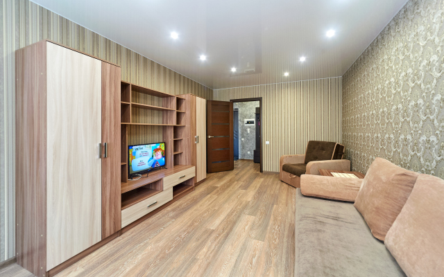 Matrosova 5 Apartment