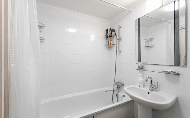 Квартира Современная у Метро Молодежная