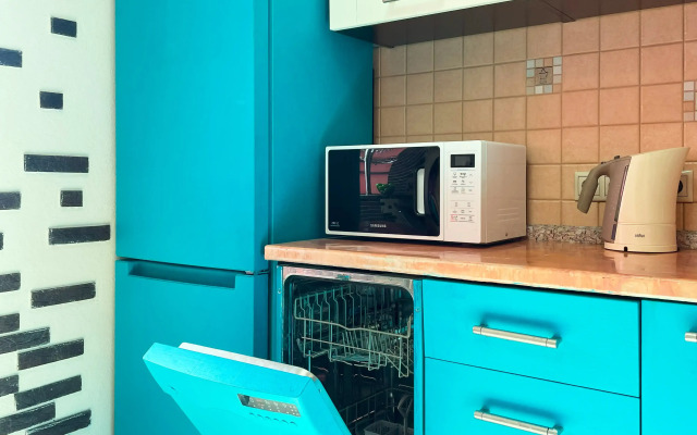 Dvukhkomnatnaya U Metro Akademicheskaya Flat