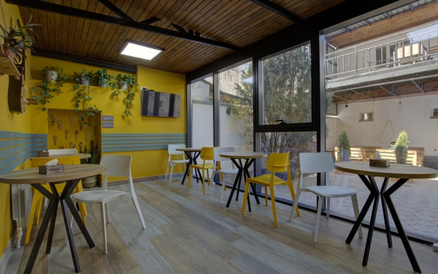 Хостел People Hostel & Coworking