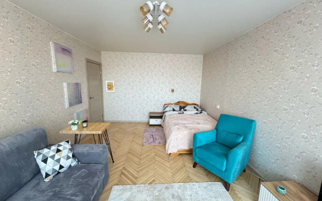 V Tsarskom Sele Flat