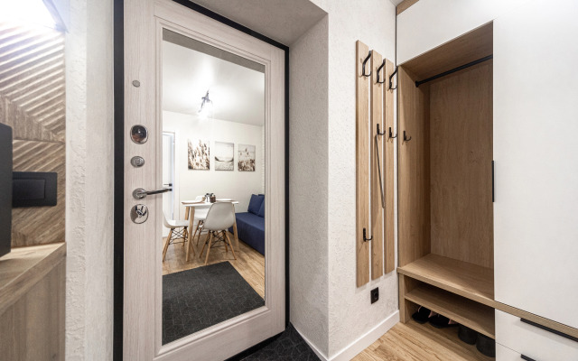 Апартаменты на Мельникайте 16