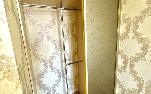 Na 5 Etazhe V Tsentre Goroda Flat