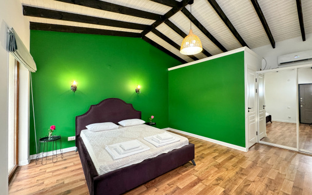 Oasis Apartment Hotel