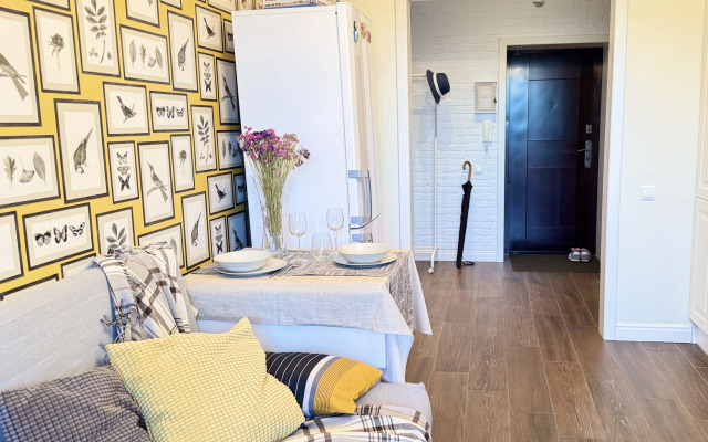 V Tsentre Lazurnaya Ptichka Flat