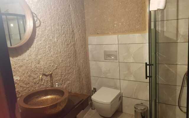 Cronos Cappadocia Cave Hotel