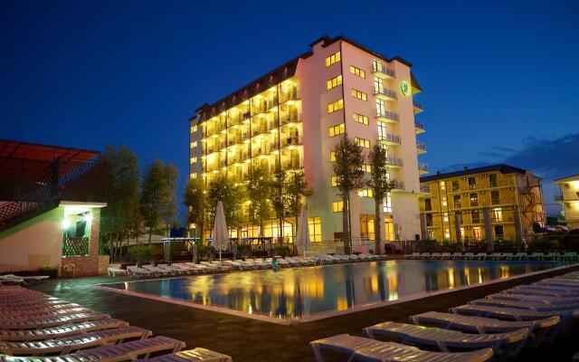 Emerald Hotel