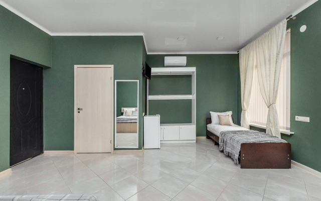 Na Baze Otdykha "BroHay kameliya" Living quarters