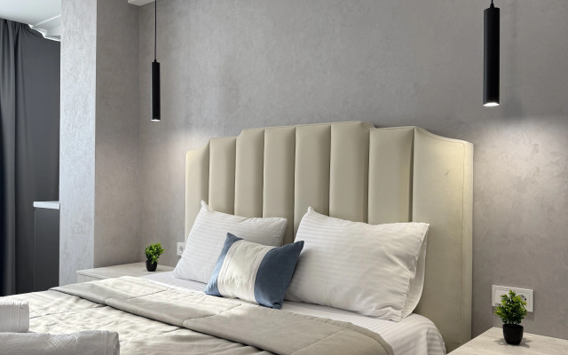 Dizaynerskaya Dvukhkomnatnaya v Tsentre Kurortnoy Zony Flat