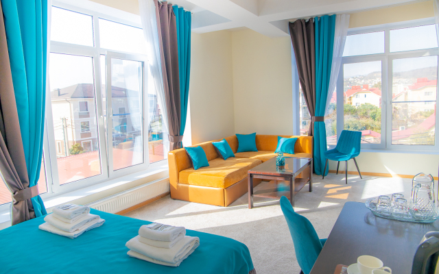 SL Kavkaz Hotel