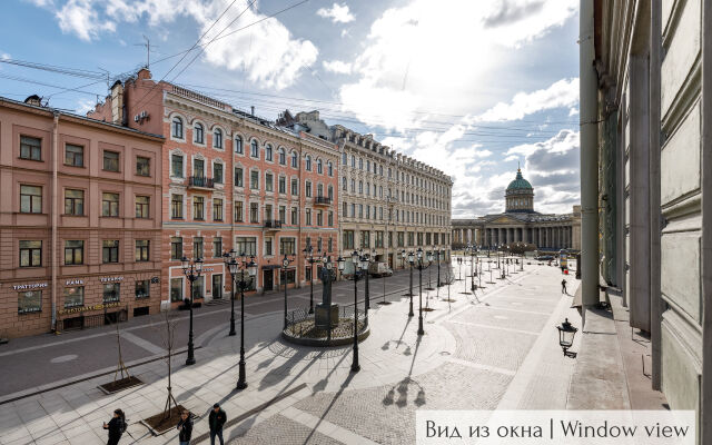 Апартаменты Minin Apartments у Эрмитажа 220 кв.м.