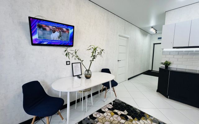 Квартира Комфорт на Нансена 103/1/5 1