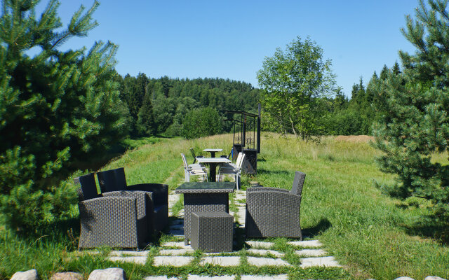 Pribrezhnyij Yarburg Park Hotel