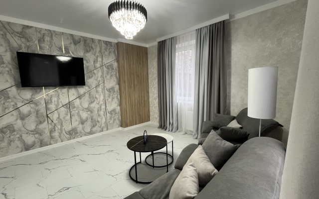 Kvartira 2-Kh Komnatnaya V Tsentre  Kaliningrada Flat
