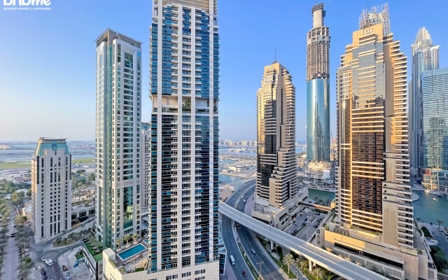 Апартаменты Luxury Penthouse with Marina and Sea Views|bnbme-2301