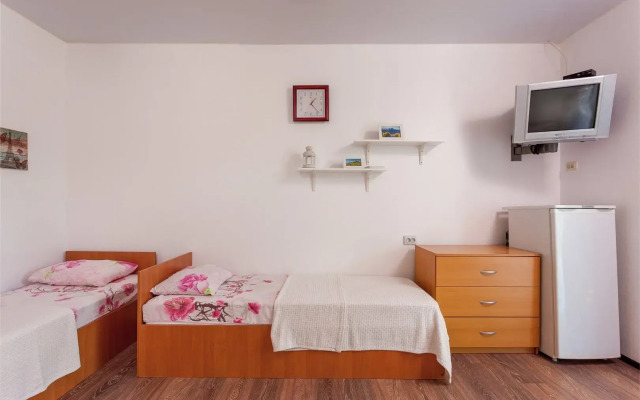 Гостевой дом Азов Holiday