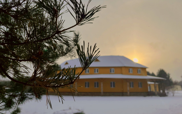 Chesnava Park-Hotel
