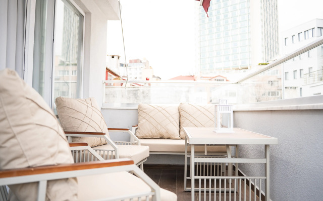 Апартаменты Стильная Студия с Террасой и Видом на Босфор