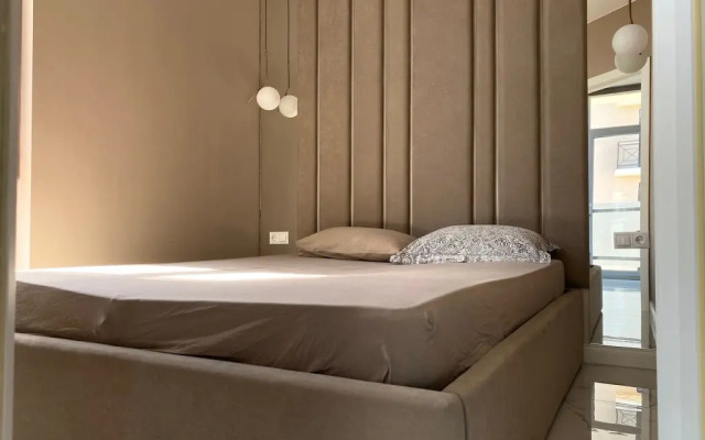 Green Palace 12 S Podogrevaemym Basseynom Krugly God Apartments