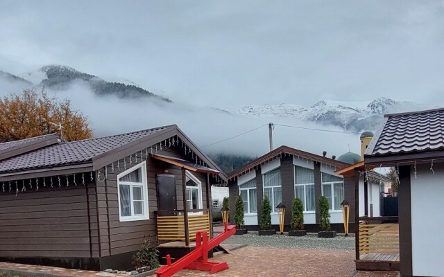 Nur House Hotel