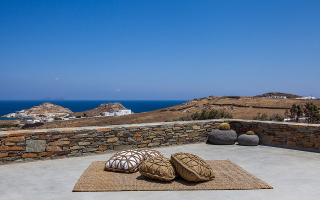 Myconian Platinum Villa