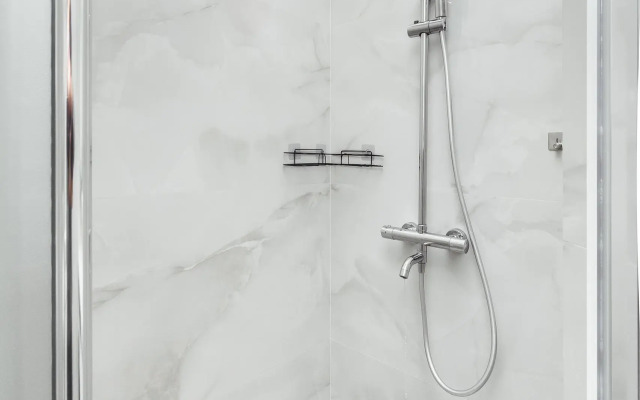 Frukty Rent Trekhkomnatny Lyuks Apartments