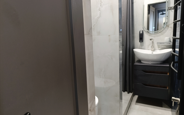 Siniy Aktsent Flat