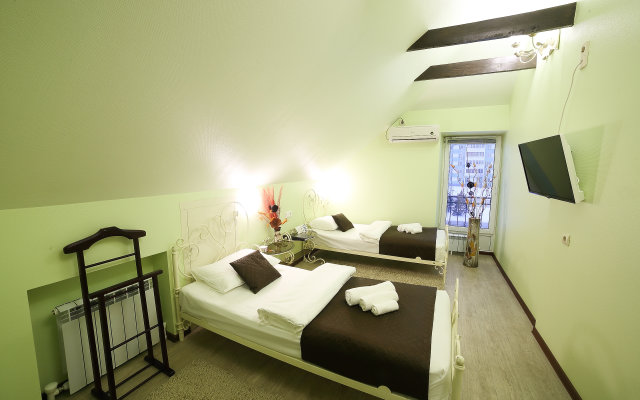 CHELNY INN Hotel