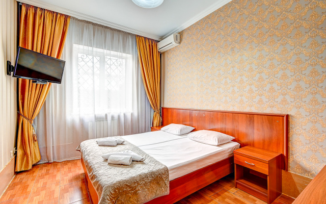 Lensis Guest House