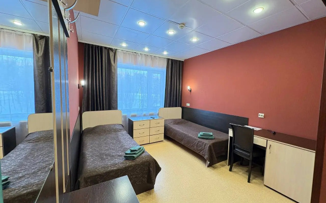 Отель Айхал