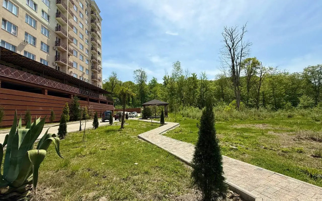 V Samom Zelenom Rayone Sochi Flat