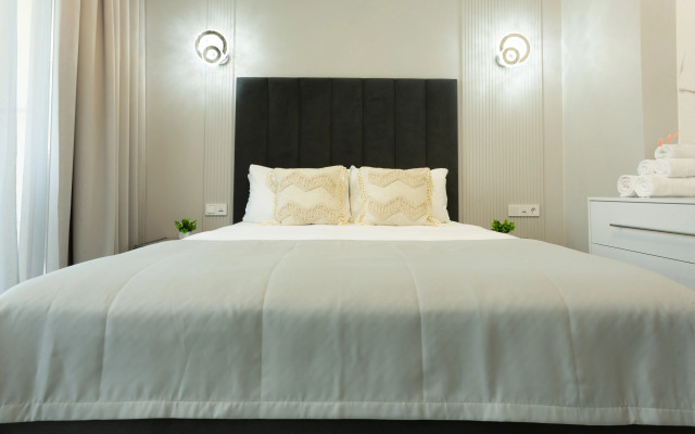 Poslednij Etazh Leta - Stilnaya Studiya u Morya v Sochi (Ashe) Apartments