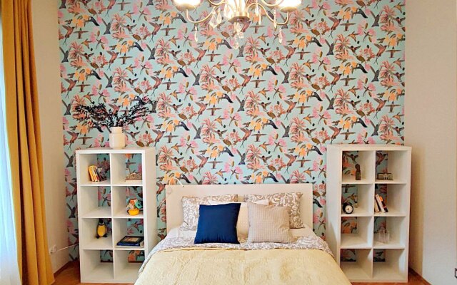 Апартаменты Петербургская Квартира в Центре на Марата