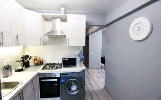 Na Perovo Ryadom S Tsentrom Im. Loginova Flat