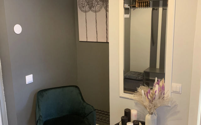 Dizaynerskaya Yevro Dvushka V Vatutinkakh Flat