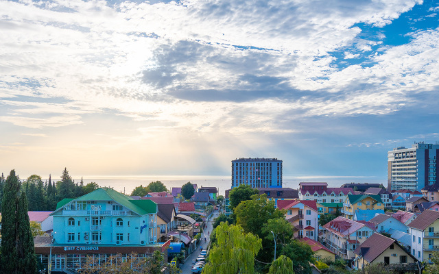 Uyutnye MorskayaSimfonya-2 S Vidom Na More Balkonom Vannoi Basseinom Na Territorii ZhK Apartments