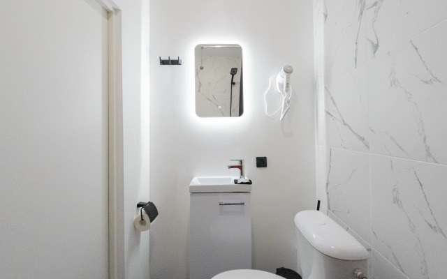 Апартаменты Студия Добрый Сутки на Крестинского