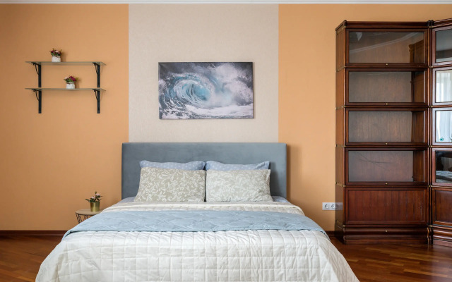 Квартира Двухкомнатная у м. Пионерская