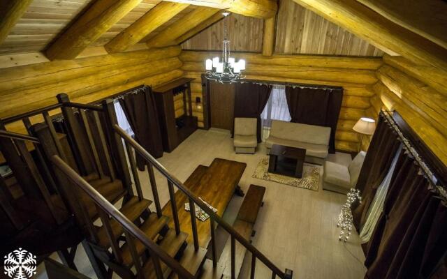 Sportivno-Gostinichnyij Kompleks Zima-Leto Hotel