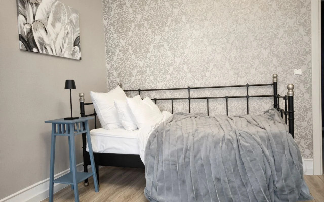 Квартира в центре у парка Луизы