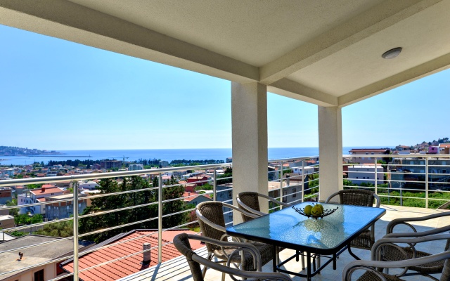 Апартаменты LuxApart Monte