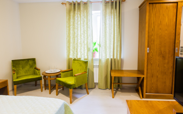 Отель УЮТ-Ермолино