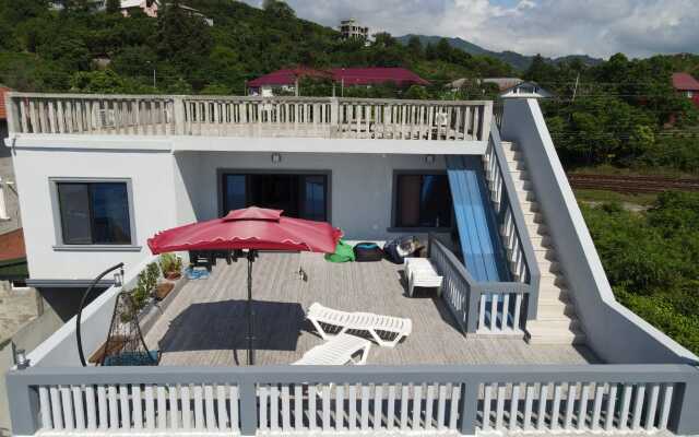 Gugu House Villa