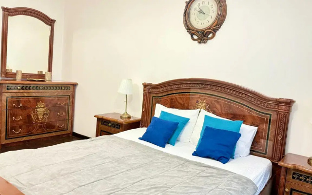 Апартаменты уютные 3х комнатные на Арбате