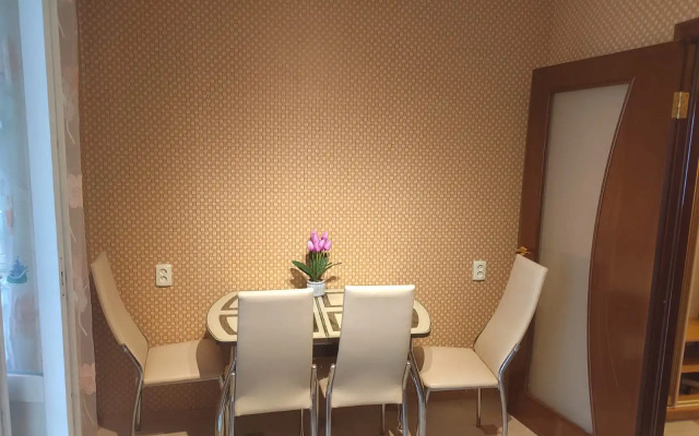 Квартира на Невзоровых